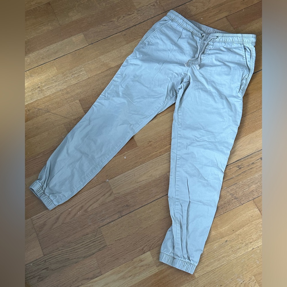 Men’s Khaki Pants